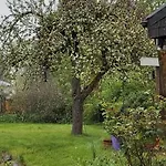 Haus Am Teich Oetjens 아파트 *