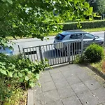 Haus Am Teich Oetjens 아파트 *