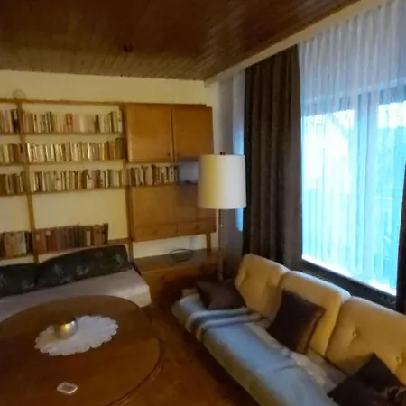 Apartment Haus Am Teich Oetjens Gaudernbach