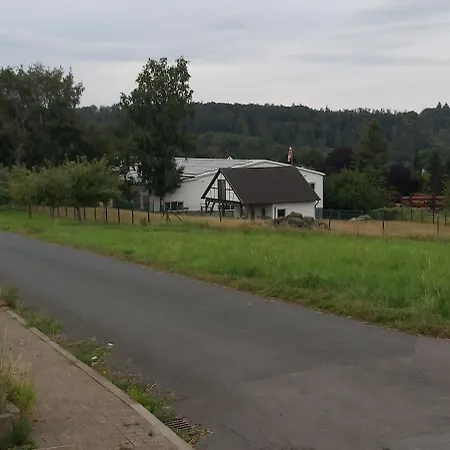 Haus Am Teich Oetjens Apartment Gaudernbach