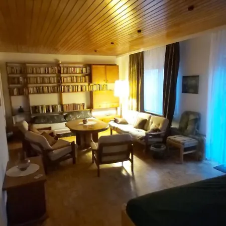 Haus Am Teich Oetjens Apartment